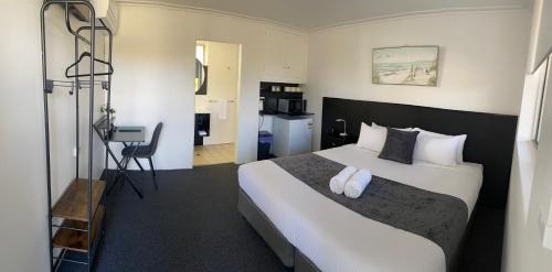 Woolgoolga Hotel | The Seaview Tavern Motel