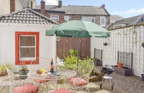 Ayr House | The Secret Garden