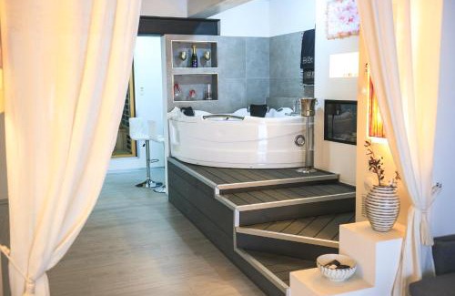 Ranzanico Apartment | THE SECRET SUITE - SUPERIOR "Luxury on the lake Endine"