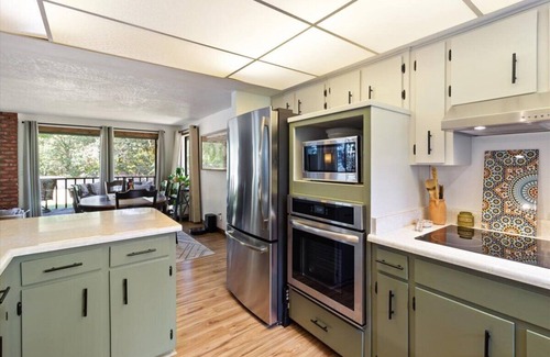 Shady Cove House | The Shady Knoll - Peace & Quiet near the Rogue River!