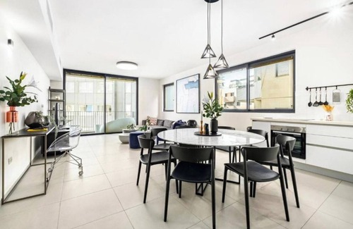 Tel Aviv Promenade Apartment | The Shalom Aleichem By Nimizz