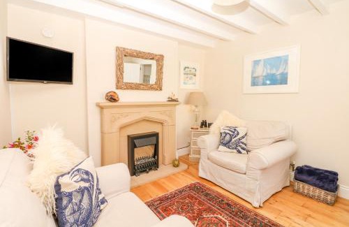 Fowey House | The Shell Seekers