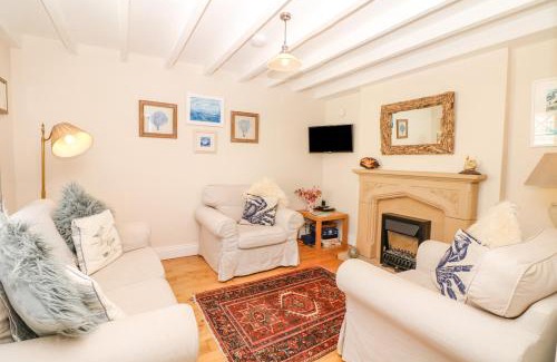 Fowey House | The Shell Seekers