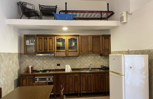 San Giacomo degli Schiavoni Apartment | The Shelter: Comfortable Ground Floor in Quiet Area