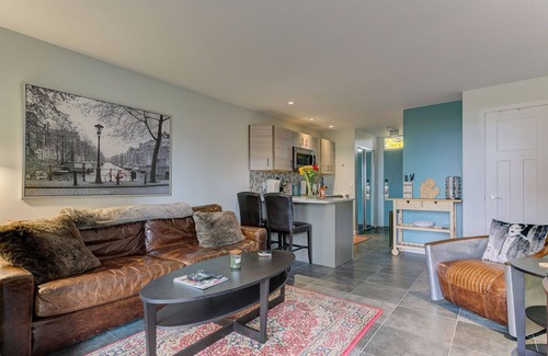 Acme Condo | The Shores Lake View Condo Unit 5658