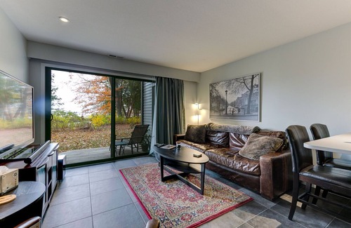 Acme Condo | The Shores Lake View Condo Unit 5658