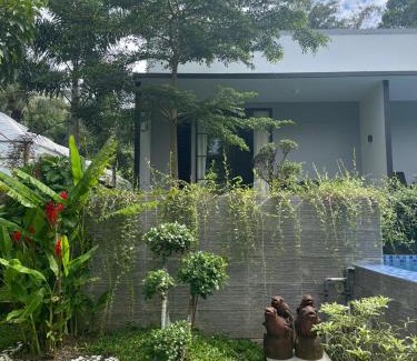 Tomohon Villa | The Siburians Garden