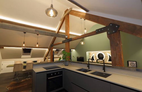 Dyserth Cottage | THE SIGMA PENTHOUSE, family friendly, with a garden in Dyserth