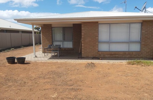 Whyalla Jenkins House | The Simple Life.