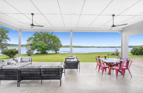 Barrine House | The Ski Shack - Lake Tinaroo