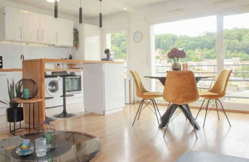 Longwy Apartment | The SkyFall: superb apartment, terrace and parking space