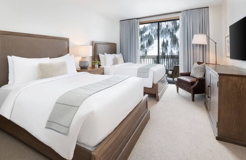 Salt Lake Mountain Resorts Cabin | The Snowpine Lodge