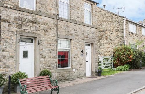 Cononley House | The Snug