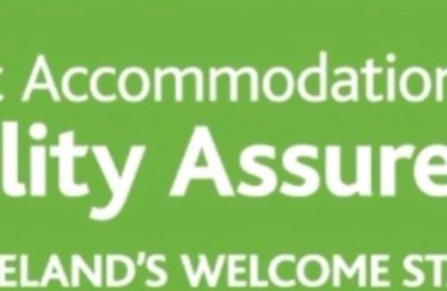 Ballyshannon Apartment | The Snuggly Sheep Farm Stay Shepherd Hut