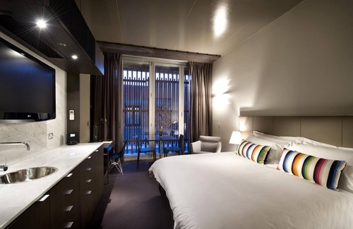 Adelaide Central Business District Hotel | The Soho Hotel