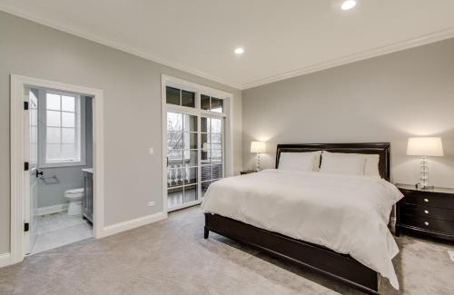 Old Town Bed & Breakfast | The Sono Chicago