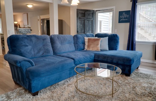 Harbison House | The Spacious Harbison Modern Castle