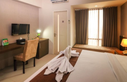 Siwalankerto Hotel | The Square Surabaya Hotel