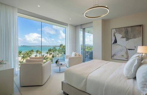 Herreras Resort | The St. Regis Bahia Beach Resort, Puerto Rico