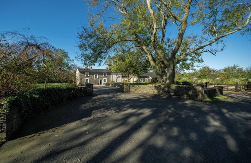 Kinsale Apartment | The Stable, Enchanting studio with WiFi in picturesque Kinsale