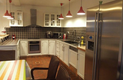 Leuze-en-Hainaut House | The stable Gite for 7/8 people + PRM