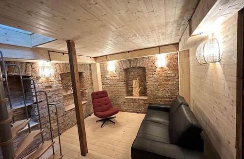 Bucharest City-Centre Apartment | The Stable House
