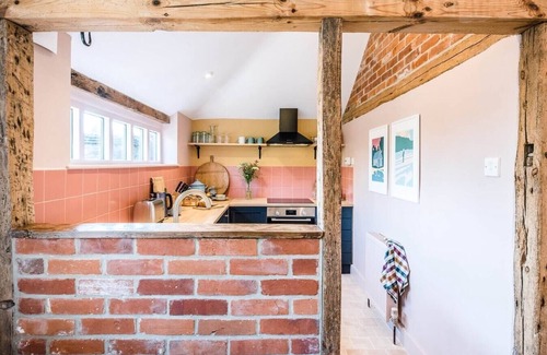 Woodbridge Apartment | The Stables, Ivy Lodge Barn, Hoo