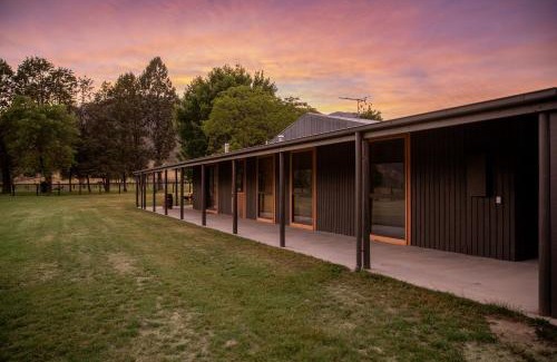 Buffalo River Villa | The Stables Nug Nug Ranch