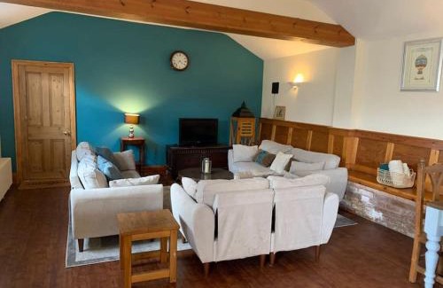 Bingham House | The Stables, quiet & central to Bingham