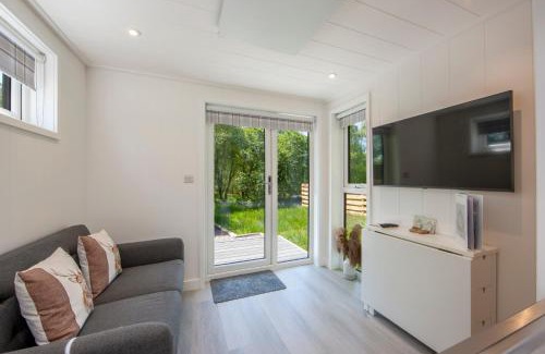 Benderloch House | The Stag, Luxury pod with hot tub, Croft4glamping