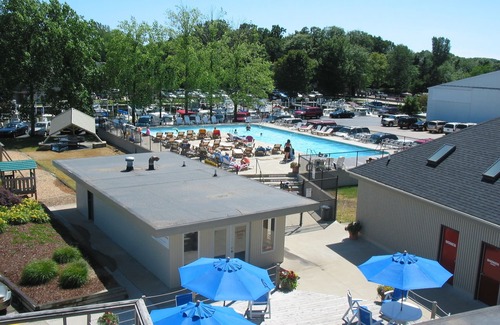 Holland Condo | The Staterooms 2J, Directions, Newly Built, Seasonally Heated Pool, Beach Nearby