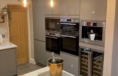 Muston House | The Station Lodge, Filey. Sleeps 12