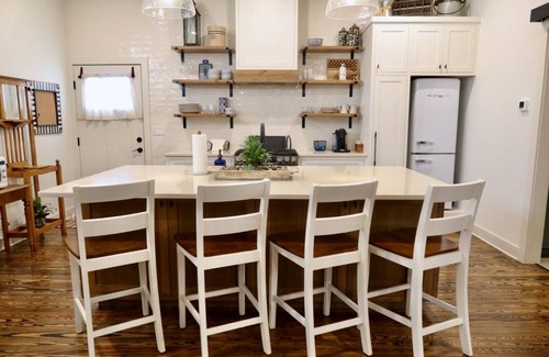 Comfort Cottage | The Stay on Seventh