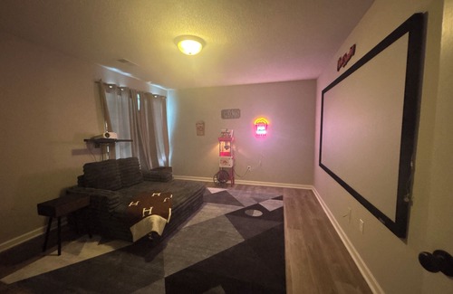 Horn Lake House | The StayHaus, nRelax in this stylish home!
