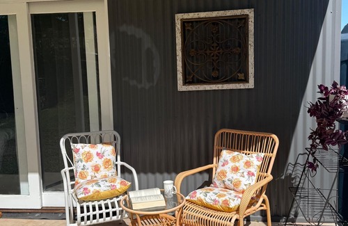 Yass Apartment | The Studio - 1 min drive to centre of town 35 mins to ACT 45 mins from Goulburn