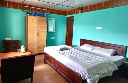 Mallital Bed & Breakfast | The Sukoon Lake view BnB