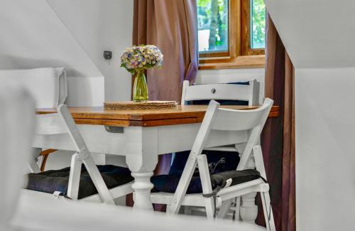 Blackburn House | The Summer Chalet