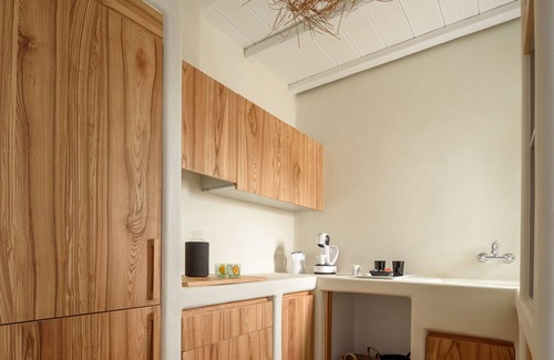 Xilokeratidi Apartment | The Summit of Mykonos - The Royal Apartment with Outdoor Jacuzzi