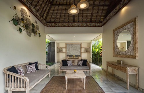 Kenderan Resort | The Sun of Granary Resort and Villas