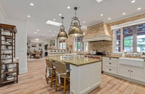 Central Scottsdale Apartment | The Sunnyside in Scottsdale · Luxury Scottsdale/Resort Style Backyard/Super Bowl