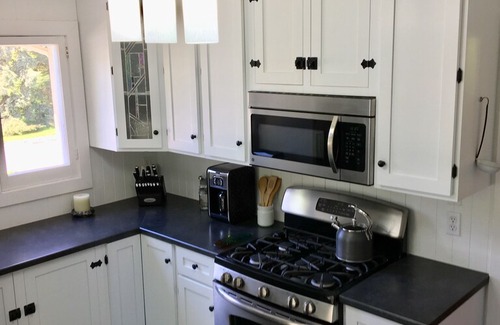 Port Dover Cabin | The Sunshine Box - Port Dover - Ontario