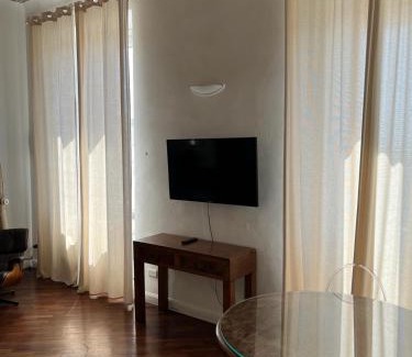 Livorno Apartment | THE SUNSHINE LOFT