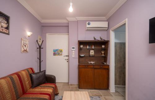 Thissio Apartment | The Sweetest Acropolis Flat