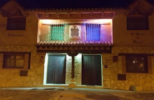 San Miguel del Pino Cottage | The Switchboard and the Pajar de Tasio for 14 people