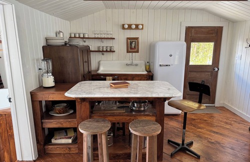 Bridport Cabin | The Tacklebox on Lake Champlain, Sauna & Hot Tub