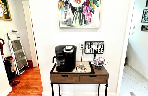 Red Wing House | The Tangerine Terrace - Charming 4-bedroom house in Red Wing with two king beds