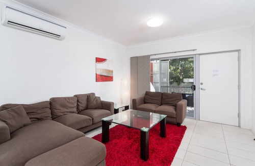 Cranebrook House | THE TERRACE AT CRANEBROOK