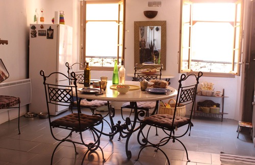 Grasse Apartment | the terrace of the Cathedral/5 persons/3 bedrooms