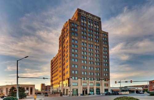 Meridian Hotel | The Threefoot Hotel, Meridian, a Tribute Portfolio Hotel