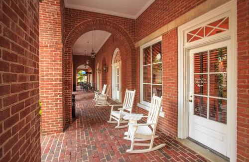 Easton Hotel | The Tidewater Inn